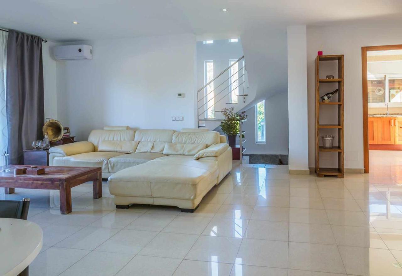 Mas Mestre Con Una Capacidad De 6 A 8 Huespedes Cerca De Sitges Оливелья Экстерьер фото