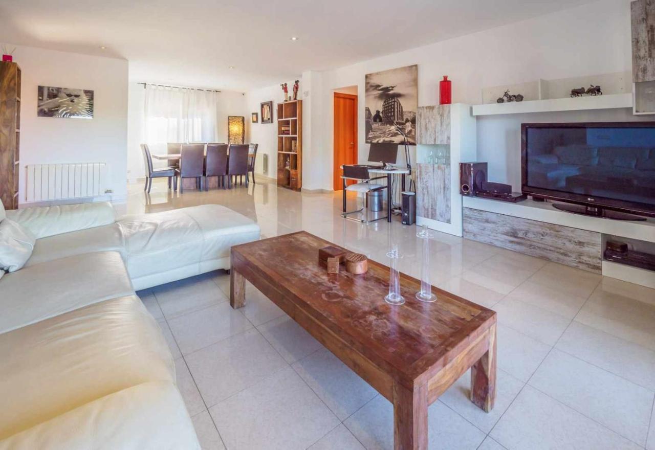 Mas Mestre Con Una Capacidad De 6 A 8 Huespedes Cerca De Sitges Оливелья Экстерьер фото