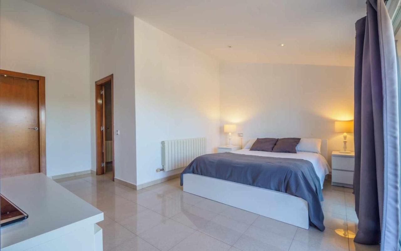 Mas Mestre Con Una Capacidad De 6 A 8 Huespedes Cerca De Sitges Оливелья Экстерьер фото